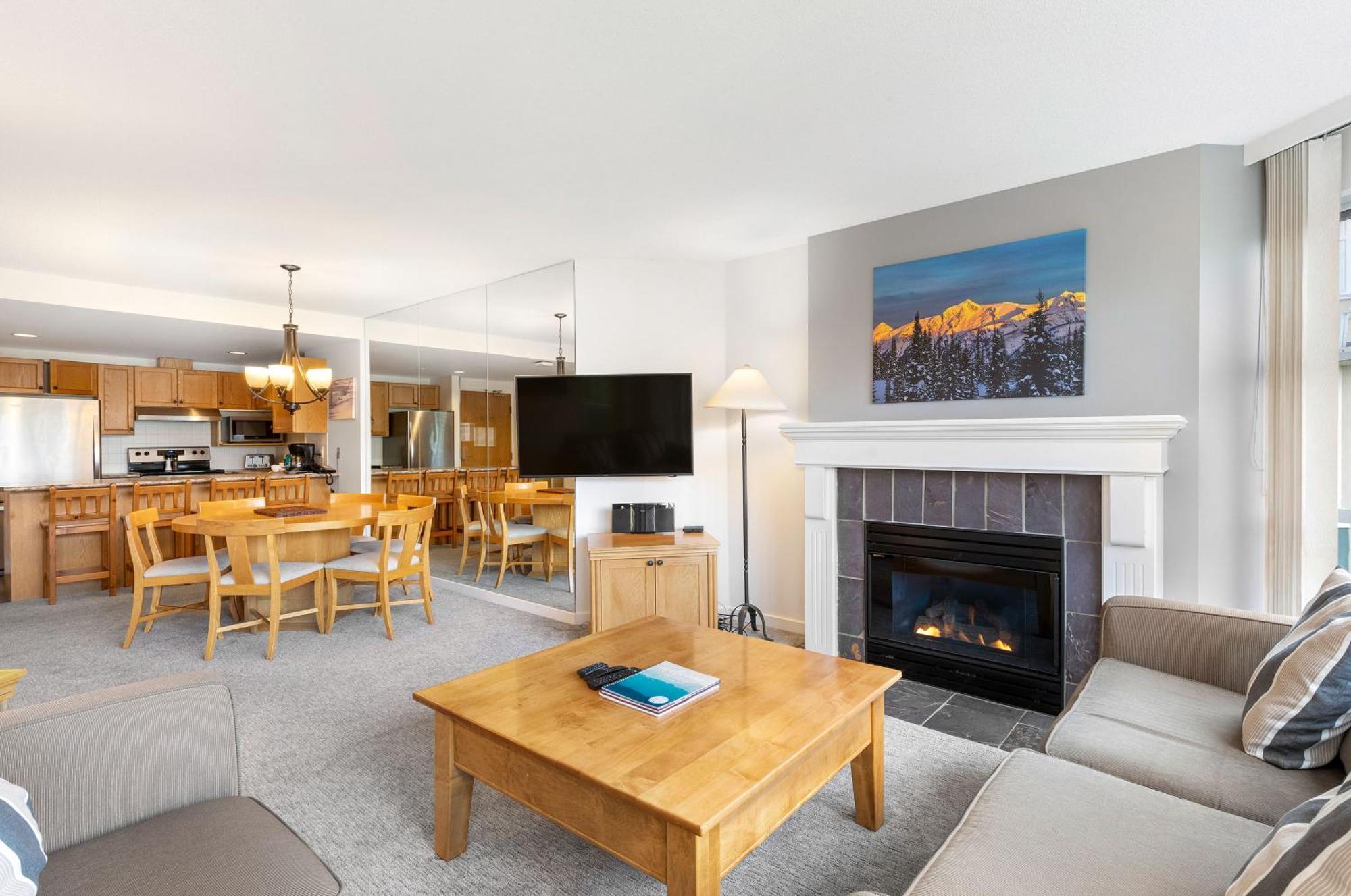 The Woodrun Lodge By Whiski Jack Whistler Exteriér fotografie
